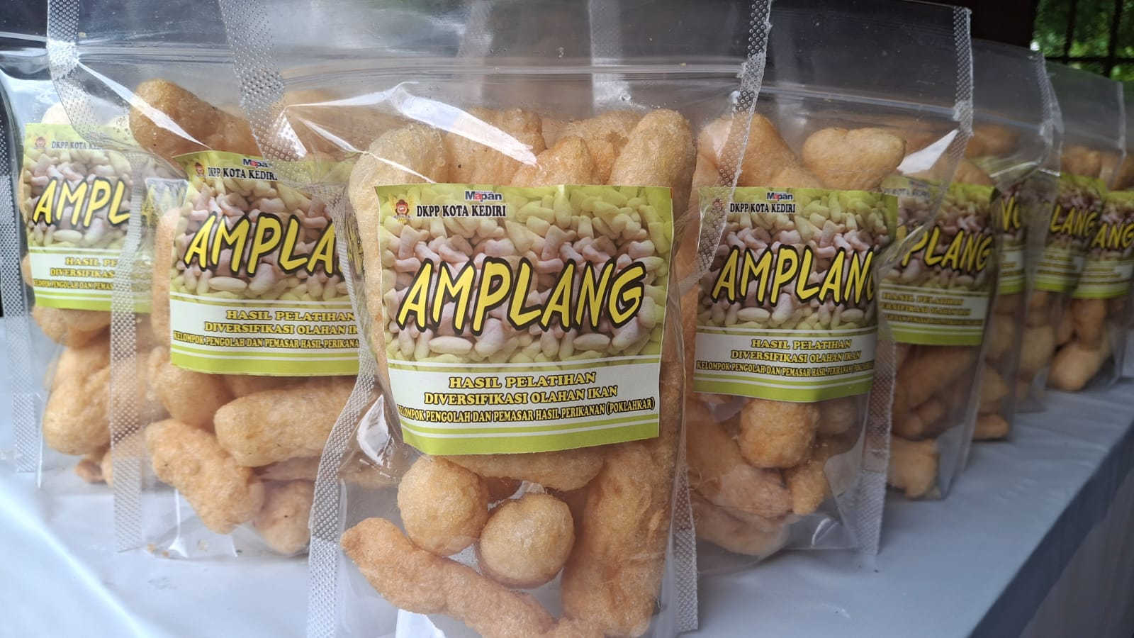 Hasil Olahan Amplang Tengiri